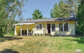 Three-Bedroom Holiday Home in Loderup, Löderup